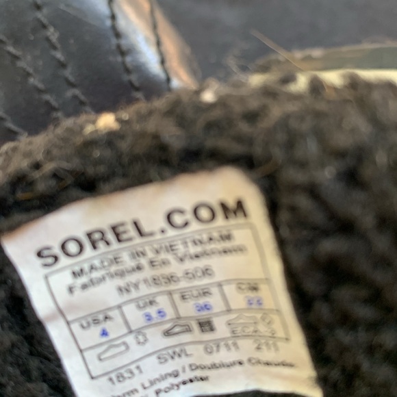 SORRL winter boots girls Size 4 - Picture 2 of 3